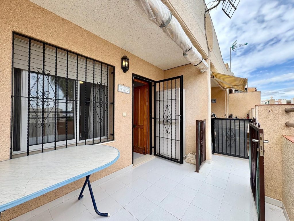 ALICANTE, Torrevieja, Los balcones, 03180